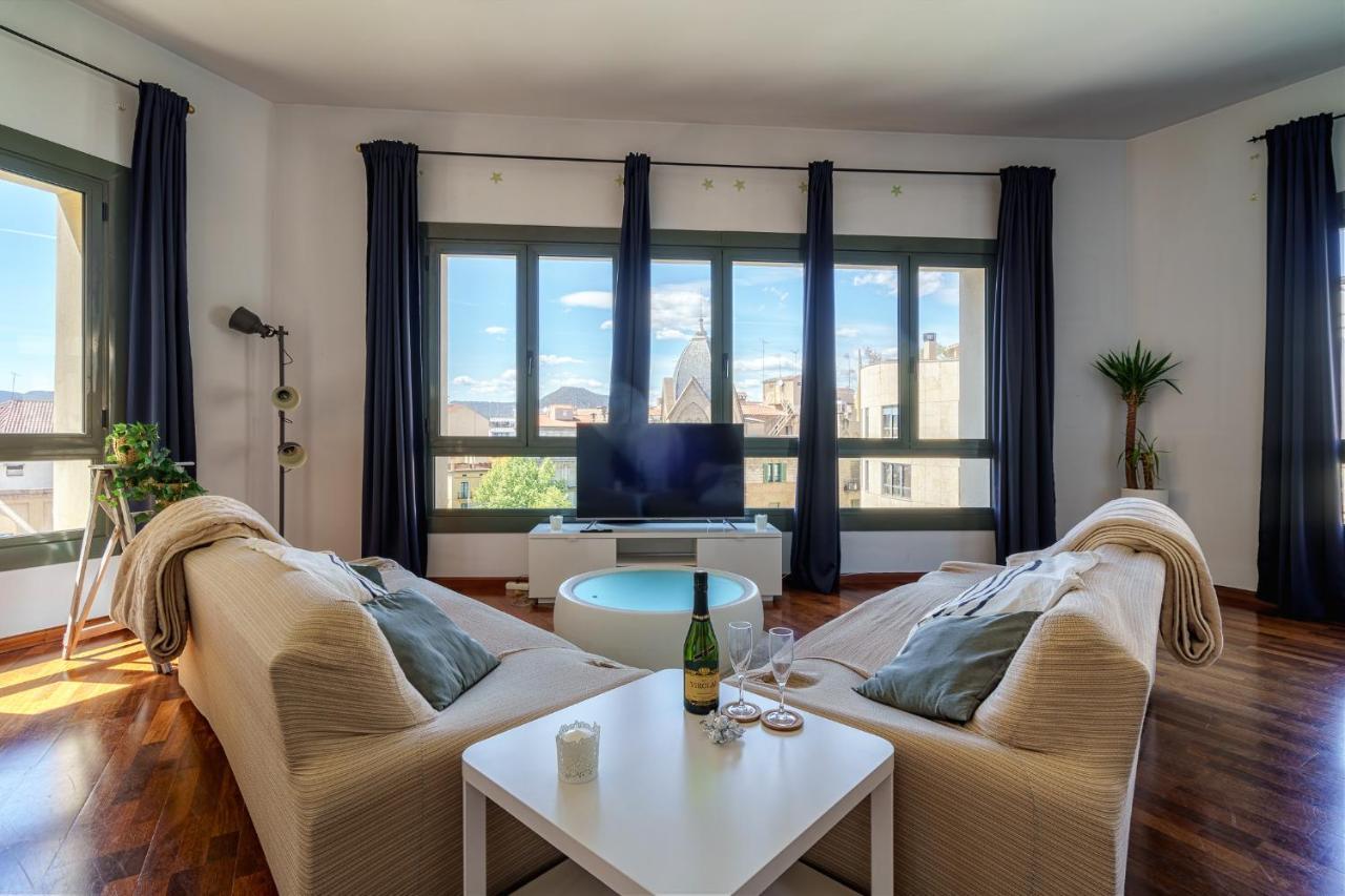 Espectacular Loft En Centrico Edificio Singular Apartment Manresa Exterior photo